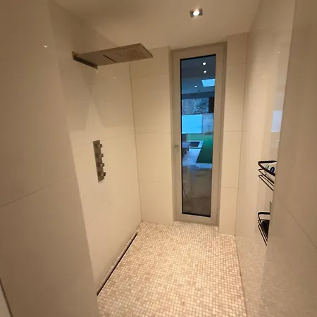 Thehiddenlakehouse Pool Sauna Whirlpool Villa