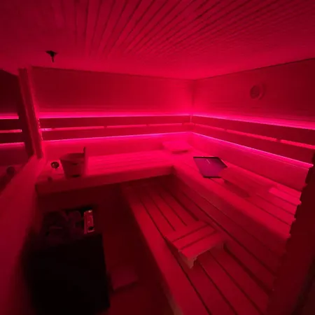 Thehiddenlakehouse Pool Sauna Whirlpool Βίλα *