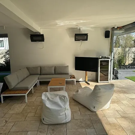 Thehiddenlakehouse Pool Sauna Whirlpool Βίλα Ντούισμπουργκ